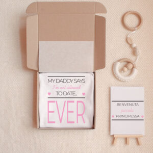 regalo nascita personalizzato, Not allowed to date S, regali personalizzati per una nascita, set regali neonato, set regalo nascita, set regalo neonato per bambini e bambine, regali di nascita per ragazzi e ragazze