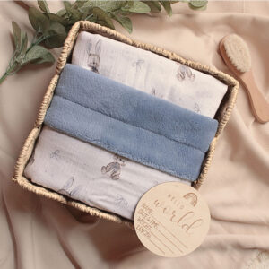 copertina clada coniglietta, copertina neonato con nome ricamato, coprtina clada coniglietta, copertina personalizzata, copertina neonati, copertina nascita, copertina nenati con nome, copertina nenati personalizzato, copertina nascita con nome, copertina nascita personalizzata