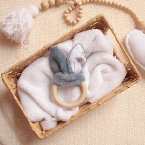 Massaggiagengive in legno, giochio in legno, set regali neonato, set regalo nascita, set regalo neonato per bambini e bambine, pacchettini per la bambine i bambini, regalo nascita personalizzato, regali personalizzati per una nascita