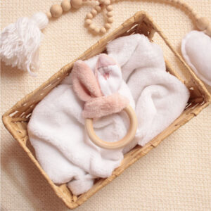 Massaggiagengive in legno, giochio in legno, set regali neonato, set regalo nascita, set regalo neonato per bambini e bambine, pacchettini per la bambine i bambini, regalo nascita personalizzato, regali personalizzati per una nascita