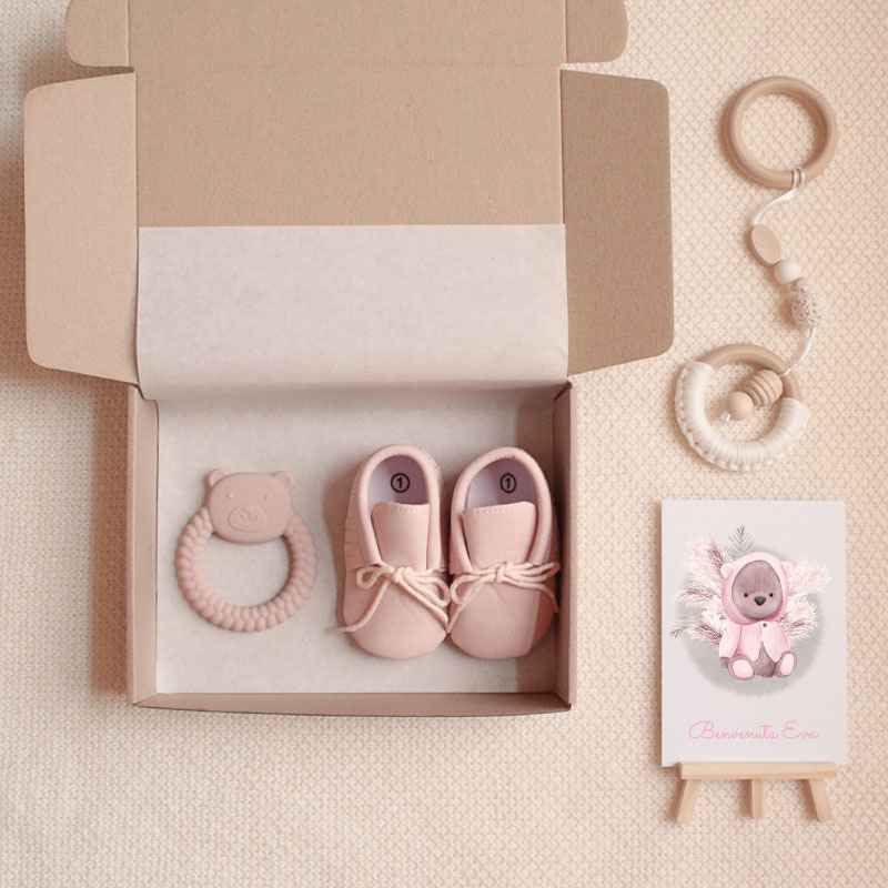 obuta-medvedka regalo nascita personalizzato,Orsa con le scarpe, regali personalizzati per una nascita, set regali neonato, set regalo nascita, set regalo neonato per bambini e bambine, regali di nascita per ragazzi e ragazze